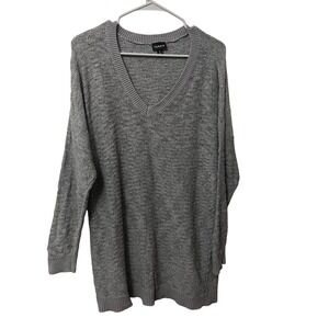 Torrid Gray Textured Knit V Neck Long Sleeve‎ Tunic Sweater Womens Size 0